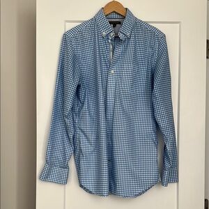 Banana Republic | Non-Iron tailored slim fit shirt (size M)